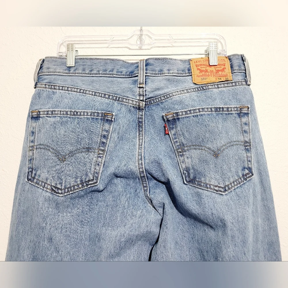 Levi’s 550 Relaxed Fit Jeans Men’s W34 L36 Light Wash 100% Cotton Denim - Picture 5 of 16